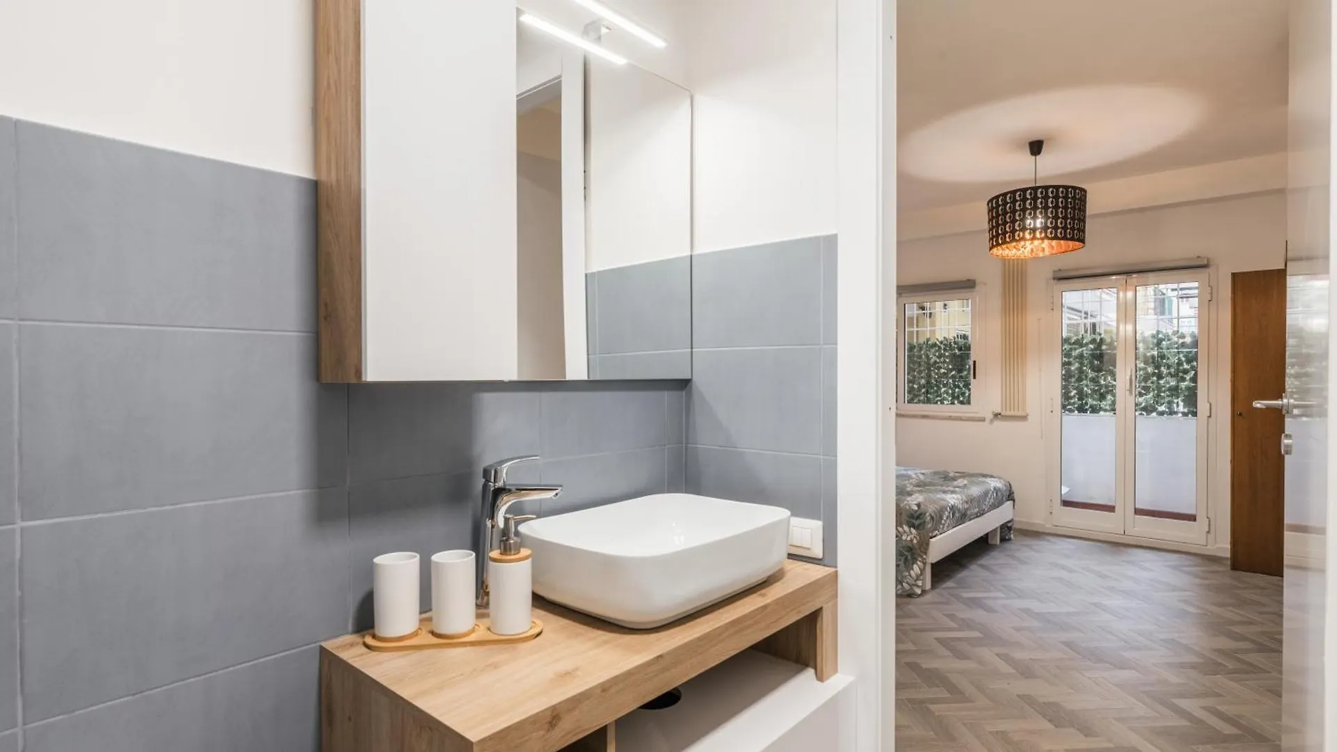 Apartment Casetta Fari Metro A Tuscolana Rome